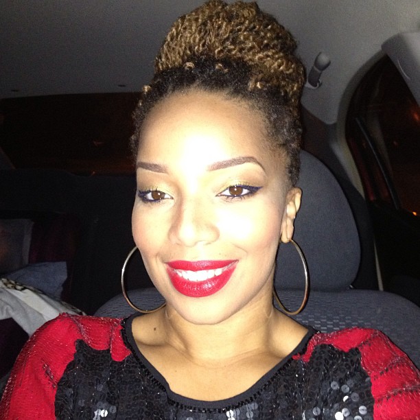 1374752_627721550582933_298974324_n